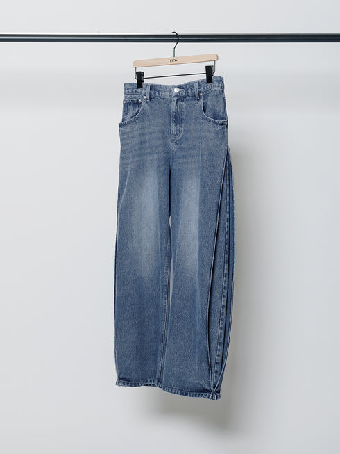 SIDE PLEATED DENIM PANTS / Y243-31045-3 /【 BLUE 】